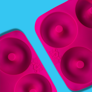 
            
                Load image into Gallery viewer, Jumbo Donut Baking Tray Pink
            
        